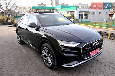 Позашляховик / Кросовер Audi Q8 2021 в Львові