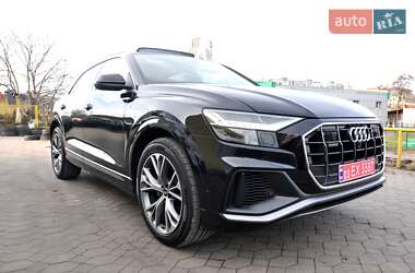 Позашляховик / Кросовер Audi Q8 2021 в Львові