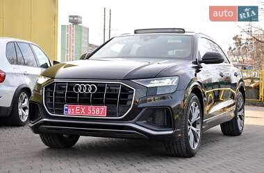 Позашляховик / Кросовер Audi Q8 2021 в Львові