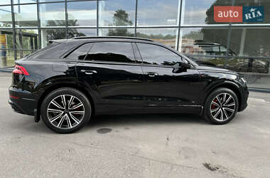 Внедорожник / Кроссовер Audi Q8 2019 в 