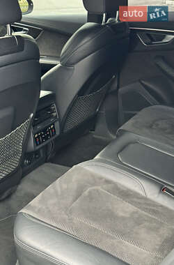 Внедорожник / Кроссовер Audi Q8 2019 в 