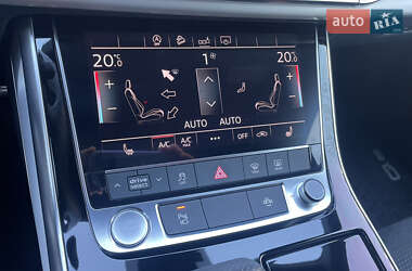 Позашляховик / Кросовер Audi Q8 2019 в 