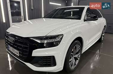 Позашляховик / Кросовер Audi Q8 2020 в Дніпрі