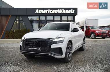 Позашляховик / Кросовер Audi Q8 2021 в Чернівцях