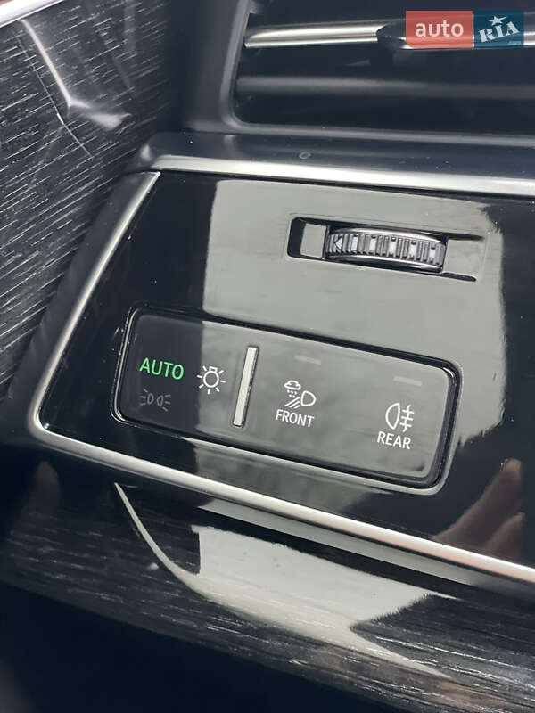 Внедорожник / Кроссовер Audi Q8 2019 в Чернигове фото 26 Внедорожник / Кроссовер Audi Q8 2019 в Чернигове