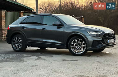 Позашляховик / Кросовер Audi Q8 2023 в Коростишеві