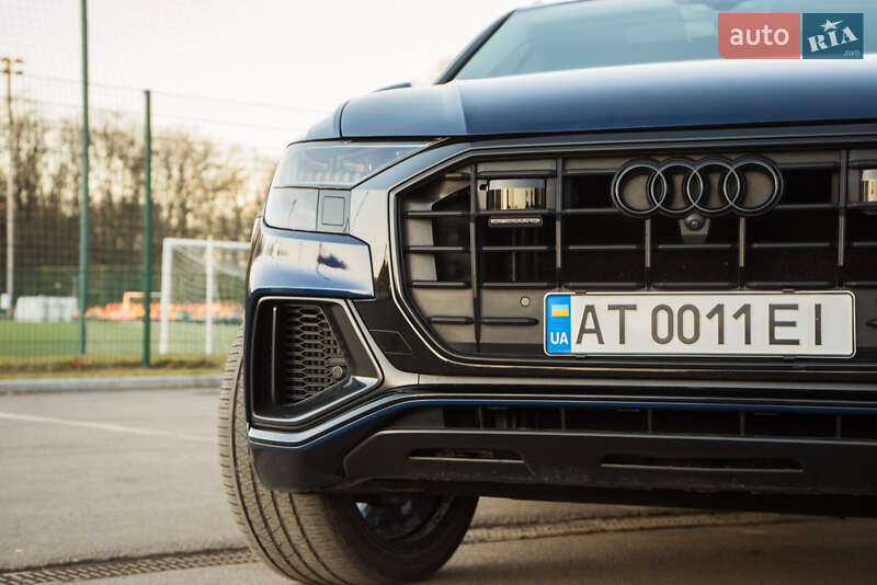 Внедорожник / Кроссовер Audi Q8 2019 в Ивано-Франковске