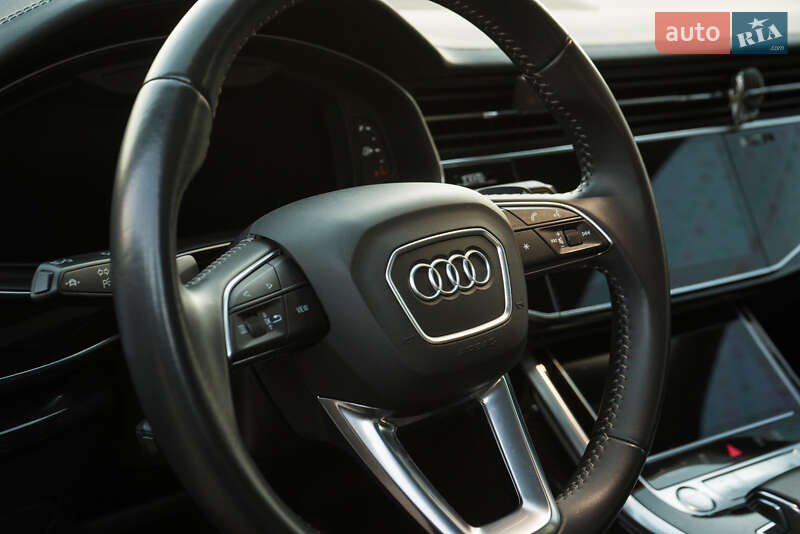 Внедорожник / Кроссовер Audi Q8 2019 в Ивано-Франковске