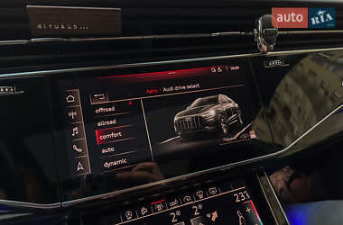 Внедорожник / Кроссовер Audi Q8 2019 в 
