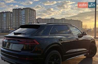 Внедорожник / Кроссовер Audi Q8 2020 в 