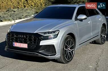 Позашляховик / Кросовер Audi Q8 2021 в Стрию