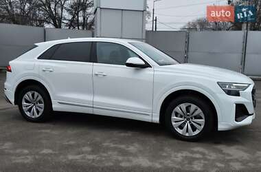 Позашляховик / Кросовер Audi Q8 2024 в Києві