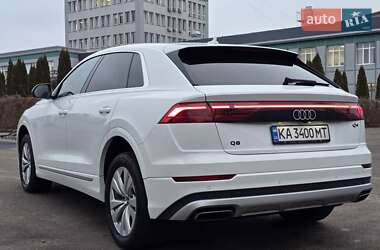 Позашляховик / Кросовер Audi Q8 2024 в Києві