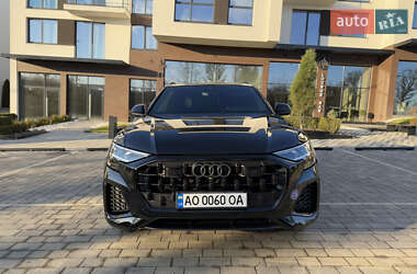 Позашляховик / Кросовер Audi Q8 2023 в Ужгороді