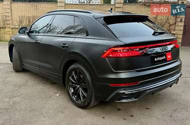 Внедорожник / Кроссовер Audi Q8 2019 в 