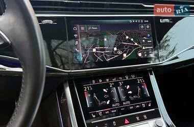 Внедорожник / Кроссовер Audi Q8 2019 в 