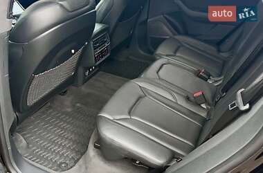 Внедорожник / Кроссовер Audi Q8 2019 в 