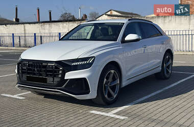 Внедорожник / Кроссовер Audi Q8 2019 в Тернополе