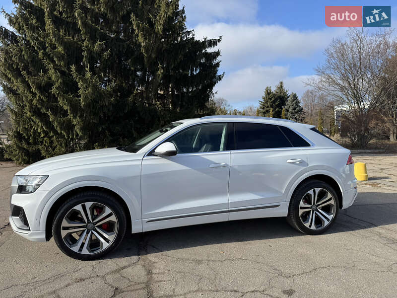 Внедорожник / Кроссовер Audi Q8 2019 в Кропивницком