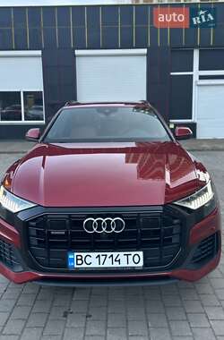 Позашляховик / Кросовер Audi Q8 2019 в Львові