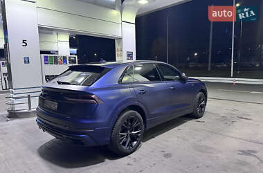 Внедорожник / Кроссовер Audi Q8 2019 в 