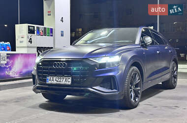 Внедорожник / Кроссовер Audi Q8 2019 в 