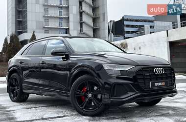 Внедорожник / Кроссовер Audi Q8 2020 в Киеве