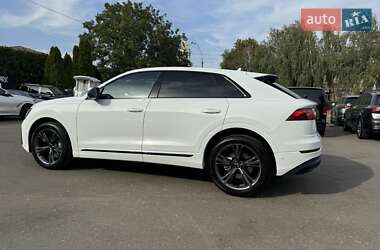 Позашляховик / Кросовер Audi Q8 2024 в Києві