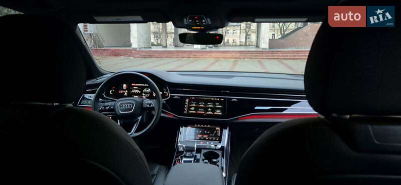 Внедорожник / Кроссовер Audi Q8 2020 в Львове