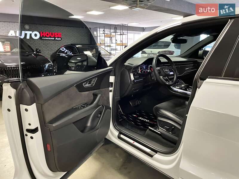 Внедорожник / Кроссовер Audi Q8 2019 в Львове