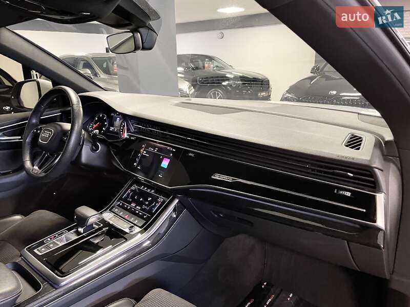 Внедорожник / Кроссовер Audi Q8 2019 в Львове
