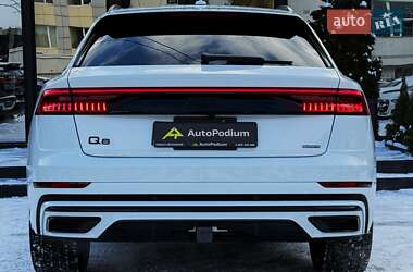 Внедорожник / Кроссовер Audi Q8 2023 в 