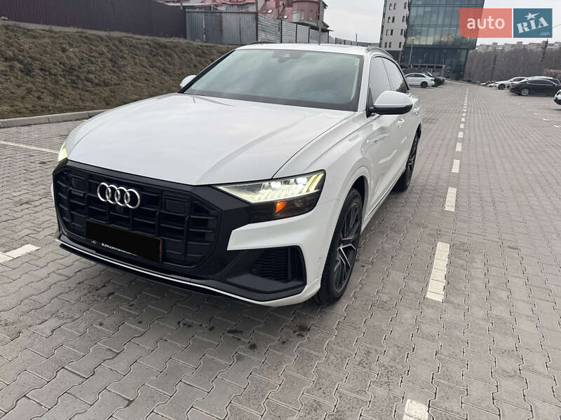 Внедорожник / Кроссовер Audi Q8 2019 в Тернополе
