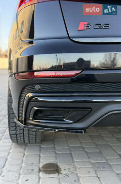 Внедорожник / Кроссовер Audi Q8 2018 в 