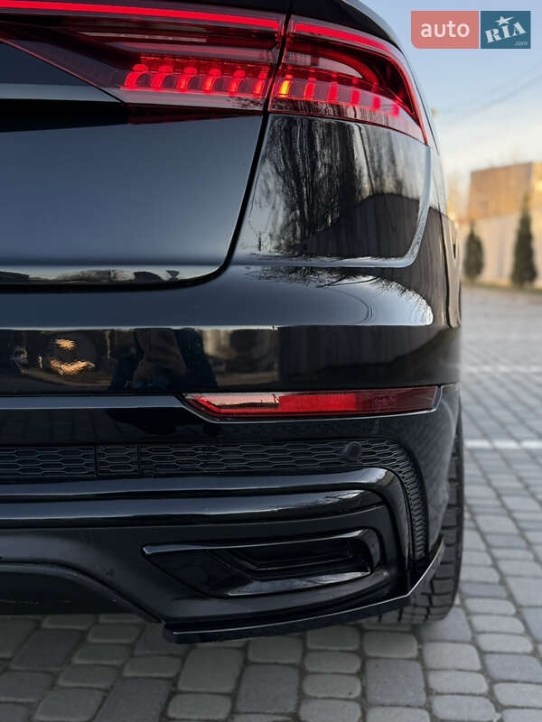 Внедорожник / Кроссовер Audi Q8 2018 в Киеве фото 16 Внедорожник / Кроссовер Audi Q8 2018 в Киеве