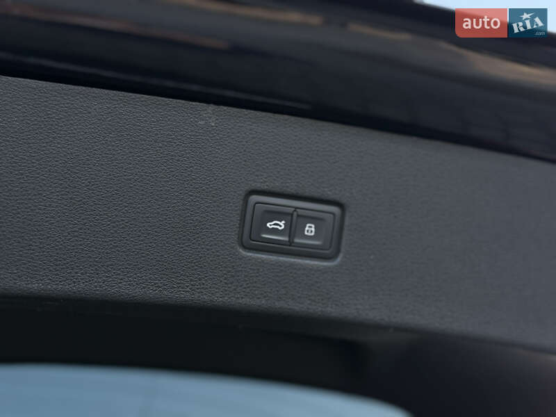 Внедорожник / Кроссовер Audi Q8 2018 в Киеве фото 35 Внедорожник / Кроссовер Audi Q8 2018 в Киеве