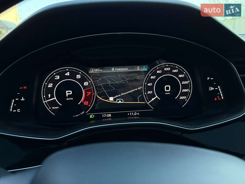 Внедорожник / Кроссовер Audi Q8 2018 в Киеве фото 44 Внедорожник / Кроссовер Audi Q8 2018 в Киеве