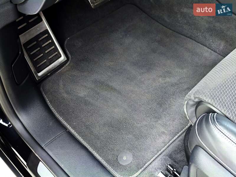 Внедорожник / Кроссовер Audi Q8 2018 в Ровно