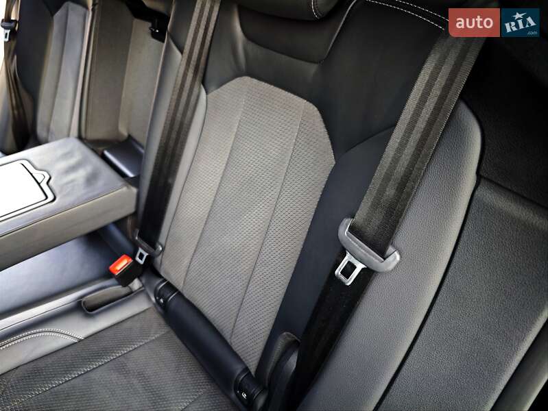 Внедорожник / Кроссовер Audi Q8 2018 в Ровно