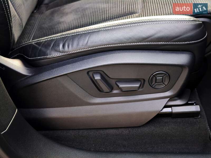 Внедорожник / Кроссовер Audi Q8 2018 в Ровно