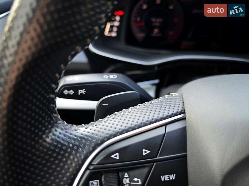 Внедорожник / Кроссовер Audi Q8 2018 в Ровно