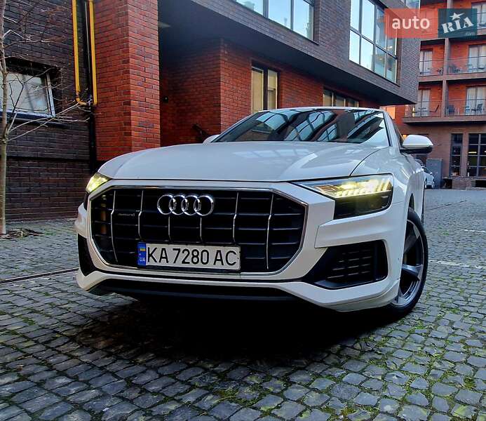 Audi Q8 2020
