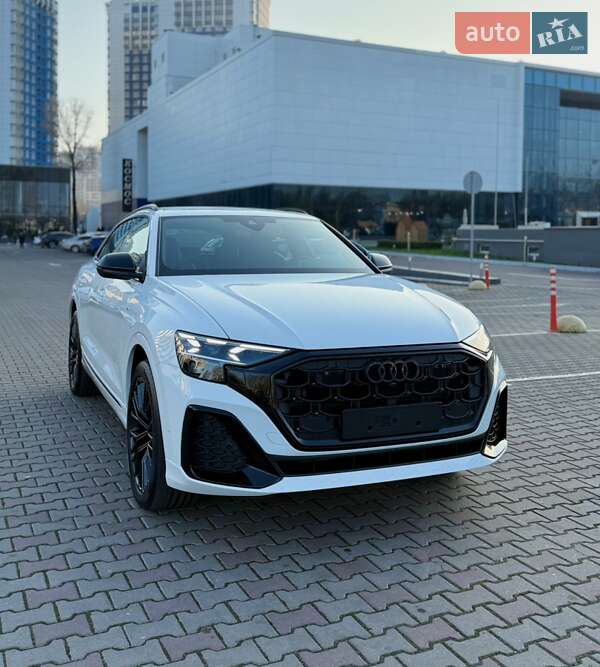 Внедорожник / Кроссовер Audi Q8 2025 в 