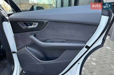 Внедорожник / Кроссовер Audi Q8 2020 в 