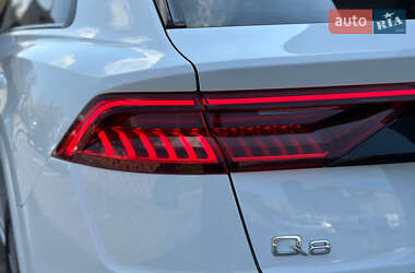 Внедорожник / Кроссовер Audi Q8 2020 в 