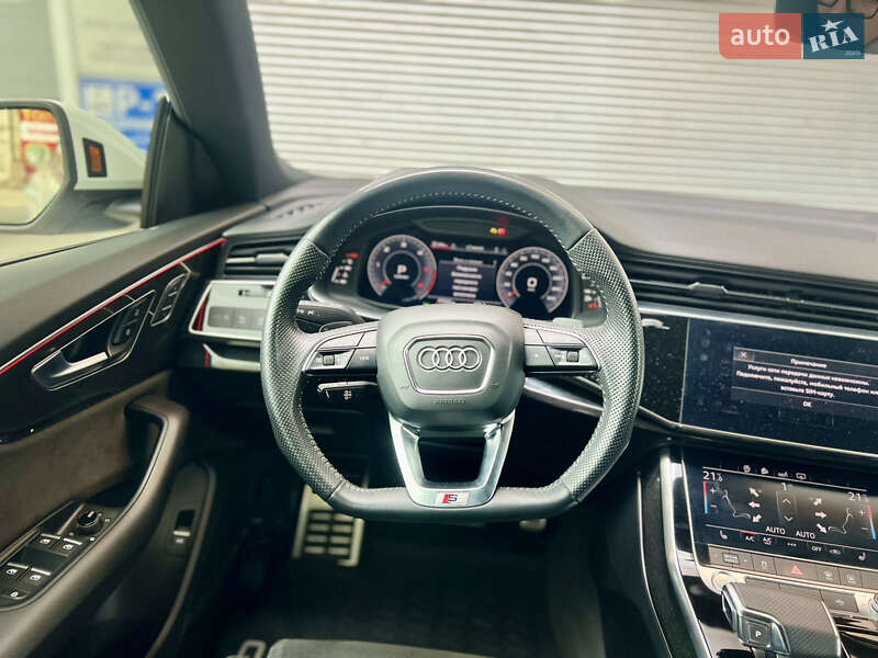 Внедорожник / Кроссовер Audi Q8 2020 в Харькове