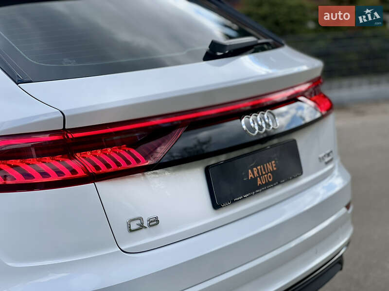 Внедорожник / Кроссовер Audi Q8 2020 в Харькове