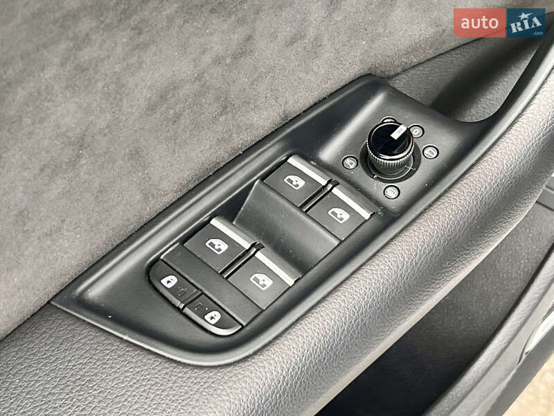 Внедорожник / Кроссовер Audi Q8 2020 в Харькове