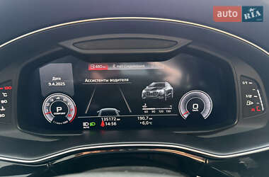 Внедорожник / Кроссовер Audi Q8 2019 в 