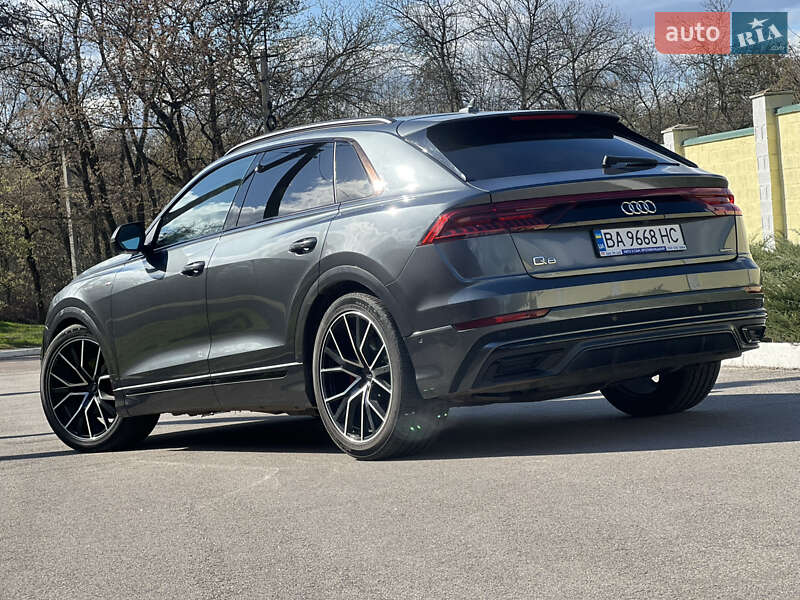 Внедорожник / Кроссовер Audi Q8 2018 в Кропивницком